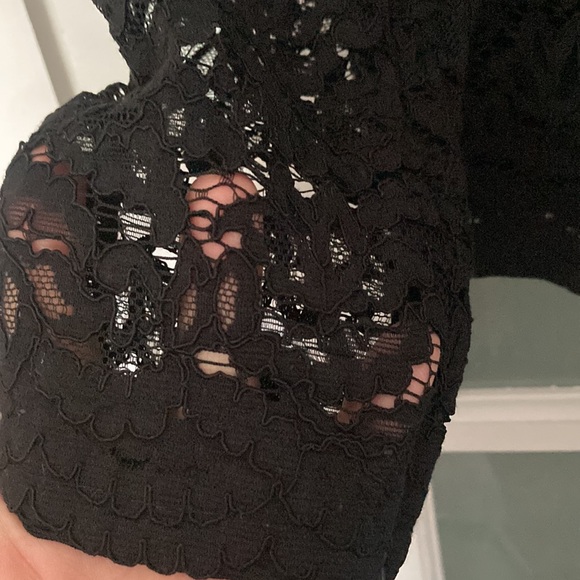 JUDITH & CHARLES black lace top size 8 - Picture 6 of 13